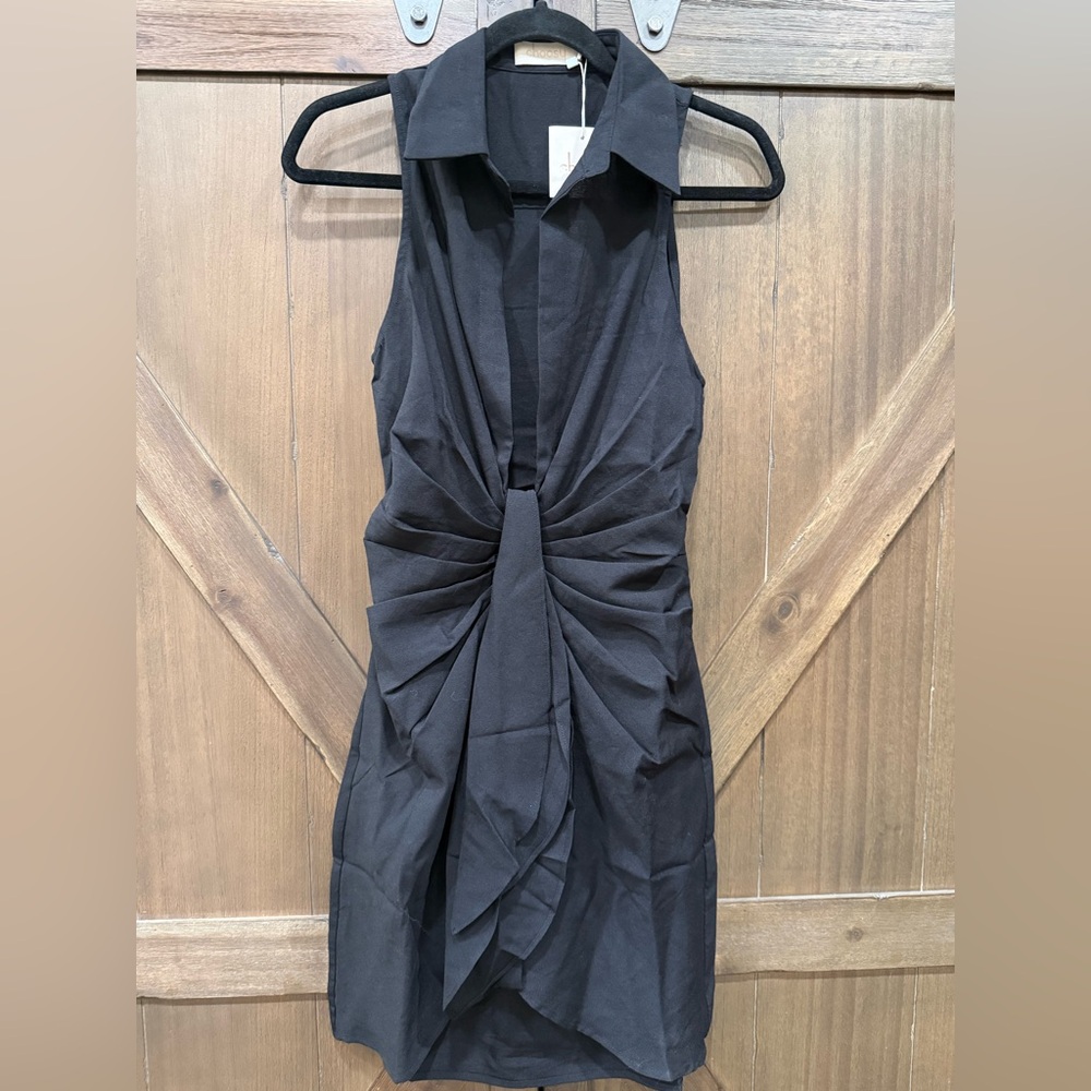 Choosy Chic Black Gathered Dress - Picture 2 of 4